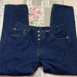 Men’s Levi 501 jeans